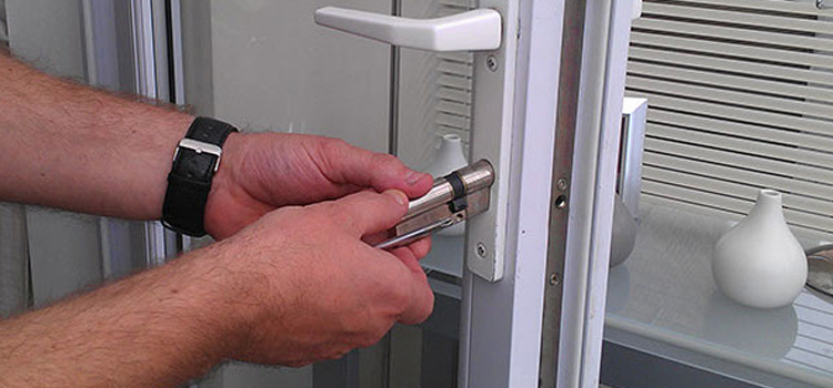 Commercial Door Lock Repair in Lomita