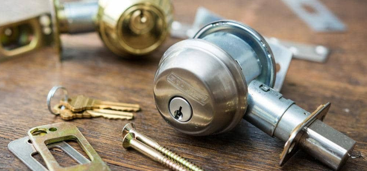Doorknob Locks Repair Lomita
